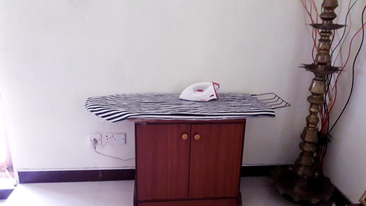 The Max Villa Negombo Esterno foto