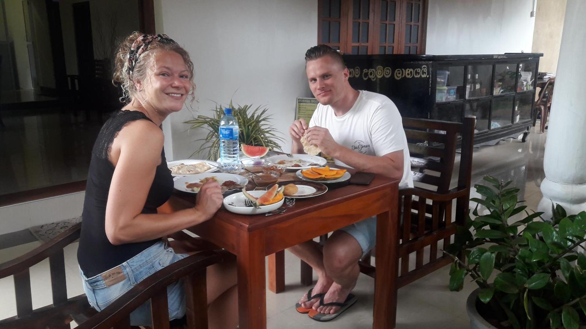 The Max Villa Negombo Esterno foto